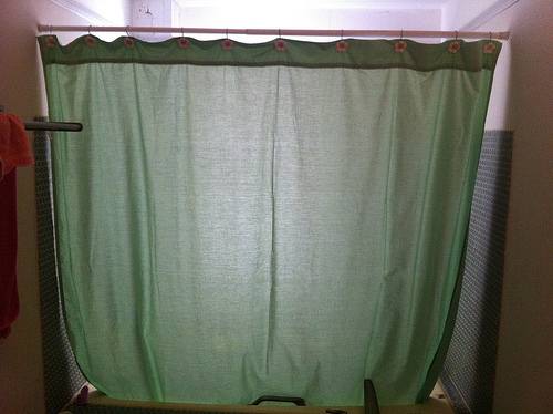 showercurtaingreen